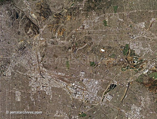 © aerialarchives.com  aerial photo map of Los Angeles
AHLV2014, AP53EM