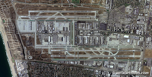 © aerialarchives.com  aerial photo map of Port Los Angeles
AHLV3222 C1D39G